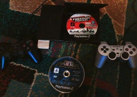 Vand playstation 2 modat