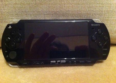 Vând playstation portabil PSP