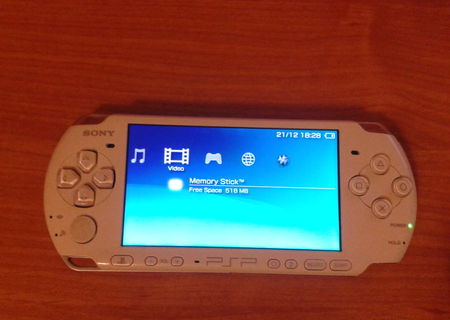 Vand PSP 3004 Impecabil, MODAT(12 jocuri), JOC original, CARD 8Gb