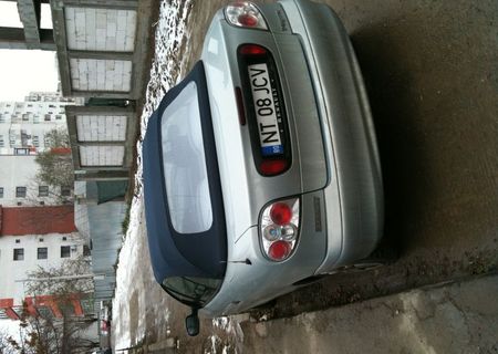 VAND RENAULT MEGAN CABRIO AN 2001