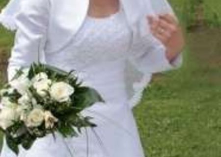 Vand Rochie de mireasa Vand Rochie de mireasa