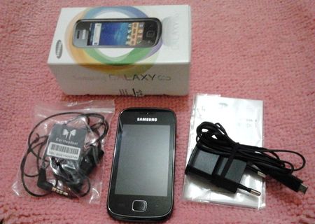 Vand Samsung Galaxy Gio S5660 - Impecabil,aproape nou.