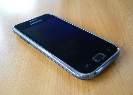 Vand Samsung Galaxy S Plus Pret 430 lei