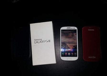 Vand Samsung Galaxy S3 Alb (persoana privata) Vand Samsung Galaxy S3 Alb (persoana privata)