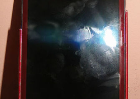Vand Samsung Galaxy S3 cu displayul spart