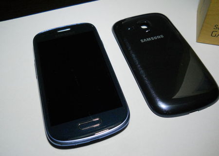 Vand samsung galaxy s3mini cu garantie