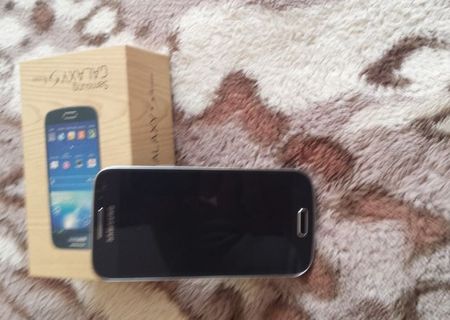 vand samsung s4 mini la cutie