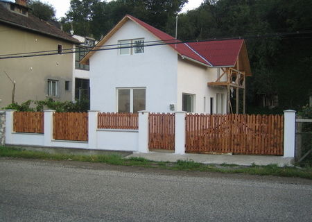Vand sau schimb casa in Dej cu apartament in cluj Vand sau schimb casa in Dej cu apartament in cluj