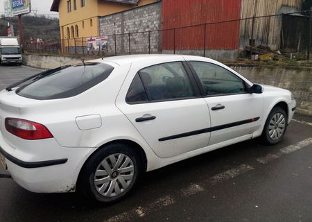 vand sau schimb Renault Laguna 2