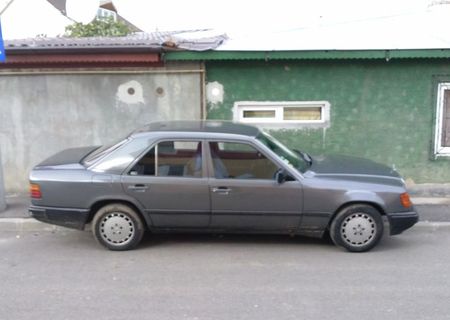 vand sau skimb masina mercedes124