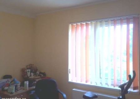 vand/schimb apartament 2 camere vand/schimb apartament 2 camere