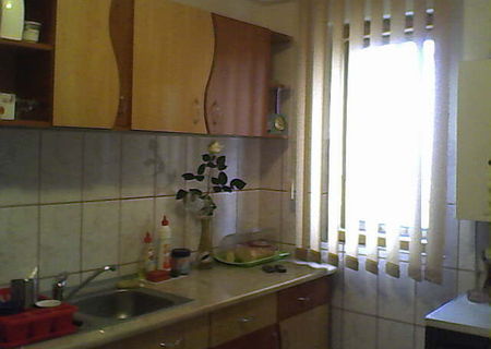 Vand/schimb apartament 2 camere zona Spital CFR Vand/schimb apartament 2 camere zona Spital CFR