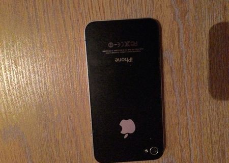 Vand/schimb Iphone 4 16gb codat orange