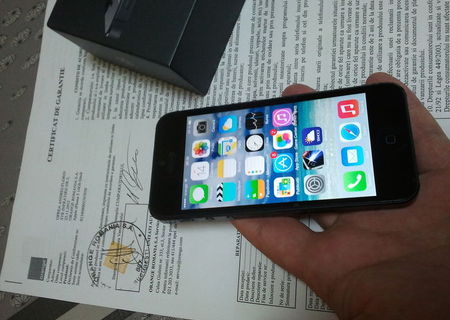 Vand/Schimb Iphone 5 black Vand/Schimb Iphone 5 black
