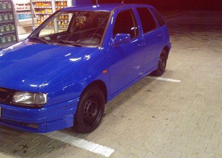 Vand/Schimb Seat Ibiza 600 euro Vand/Schimb Seat Ibiza 600 euro