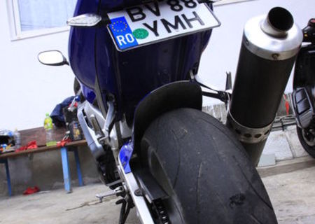 vand-schimb  yamaha r1