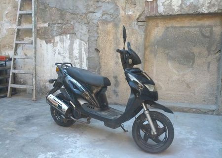 vand scuter kraker
