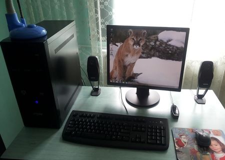 Vand Sistem Pc,monitor Samsung,sistem 2.1 Creative 25W