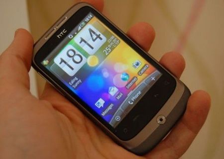 Vand smartphone HTC Wildfire foarte ieftin,oriunde