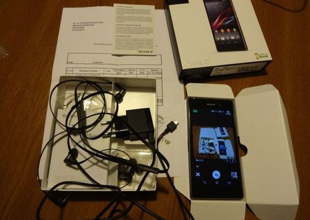 Vand Sony Xperia Z1 cu garantie orange