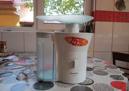 Vand storcator de fructe Bosch Mes 1020