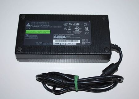 Vand sursa comutatie Delta Electronics AC/DC 12V 12.5A Vand sursa comutatie Delta Electronics AC/DC 12V 12.5A