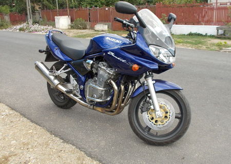 Vand Suzuki Bandit 600 S din 2000 - 30000 km Vand Suzuki Bandit 600 S din 2000 - 30000 km