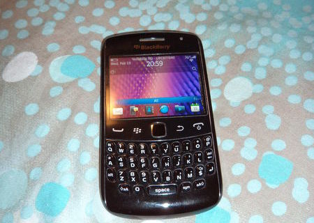 vand telefon blackberry 9360