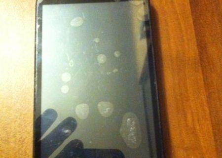 vand telefon HTC HD2