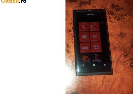 vand telefon nokia lumia800blak