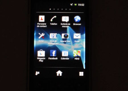 VAND Telefon SONY XPERIA