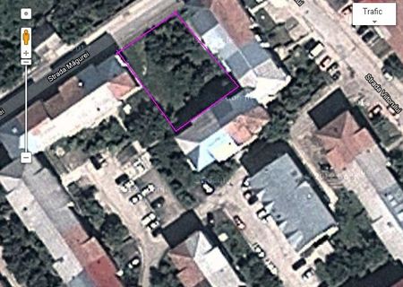 Vand teren intravilan zona obcini intre blocuri