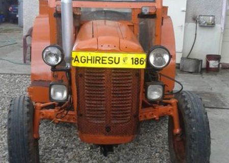 Vand tractor Massey Ferguson