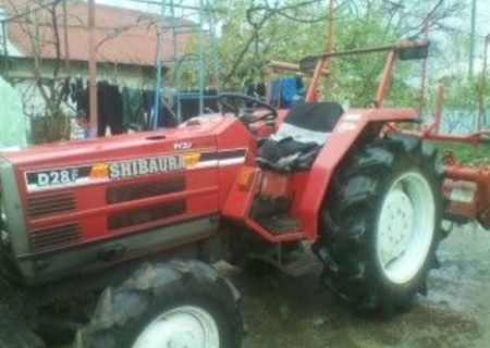 vand tractoras japonez Shibaura D28F 4*4+remorca+plug cu 2 trupite