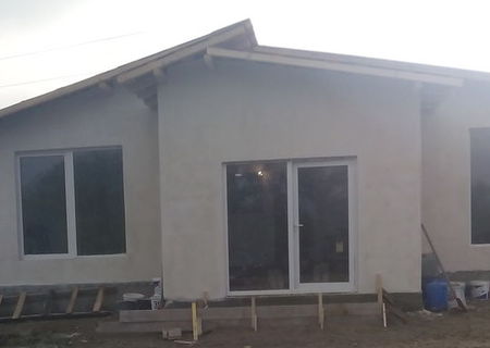Vand urgent casa noua la cheie in Comuna Babana