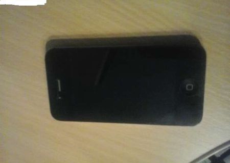 Vand Urgent iphone 4s 16 gb 600 lei !
