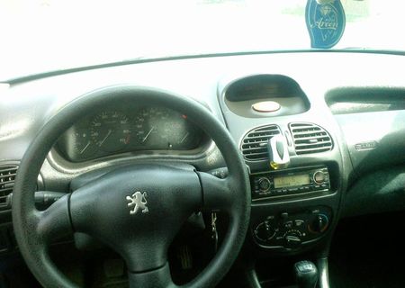 vand urgent peugeot 206