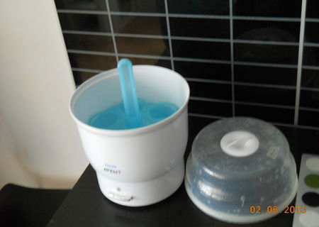 Vand urgent sterilizator electric cu aburi - Philips Avent
