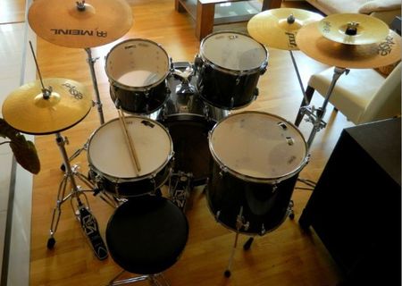 vand urgent tobe Tama Imperialstar cu 6 cinele Paiste ,pret negociabil