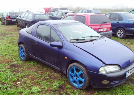 vand usi opel tigra 1,6 benzina 1995