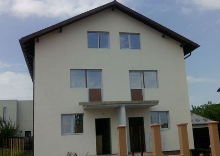 Vand Vila Duplex Tunari