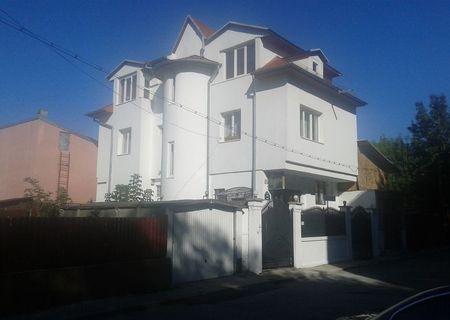 Vand vila moderna Vand vila moderna