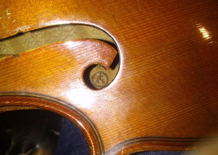 Vând vioară Cremonensis