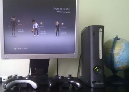 vand xbox 360 749 lei sau schimb cu iPhone 4