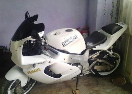 vand yamaha yzf 750