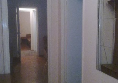 VANZARE AP. 3 CAM-