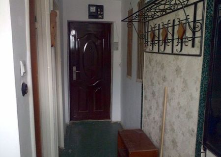 Vanzare apartament 2 camere