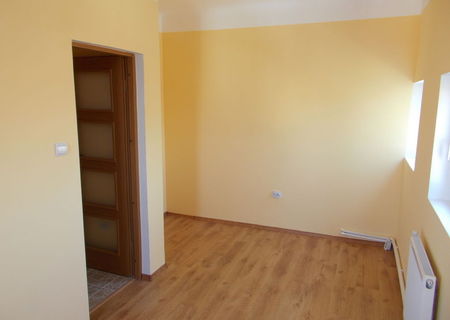 Vanzare apartament 2 camere Central Vanzare apartament 2 camere Central
