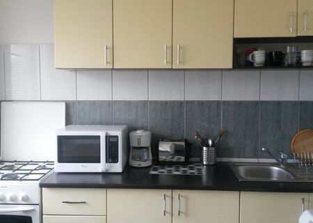 Vanzare apartament 2 camere - Piata Chibrit