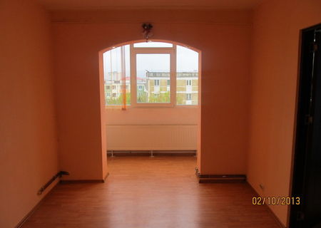 Vanzare apartament 2 camere Razboieni